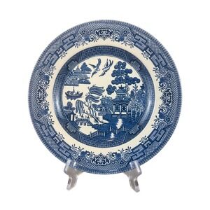 VTG Blue Willow Churchill England Embossed Back Stamp 8" Salad Plate